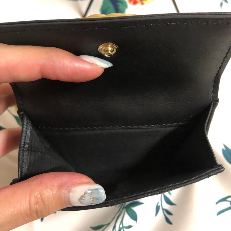 26702487（ブランド財布・小物）の商品画像 - 査定依頼日：2022年7月28日 - 最高査定価格：72,500円