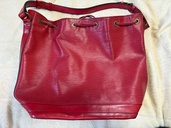 ルイヴィトン エピ （ブランドバッグ）の商品画像 - 査定依頼日：2026年1月16日 - 最高査定価格：100,000円