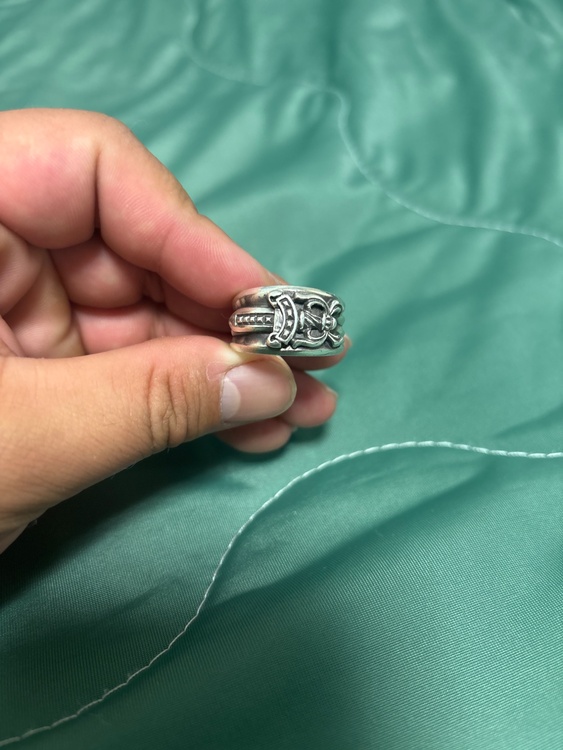 ダガーリング（古着・ファッション）の商品画像 - 査定依頼日：2026年4月12日 - 最高査定価格：160,000円