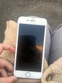 iPhone8 64GB SIMフリー（スマホ）の商品画像 - 査定依頼日：2026年3月11日 - 最高査定価格：4,000円