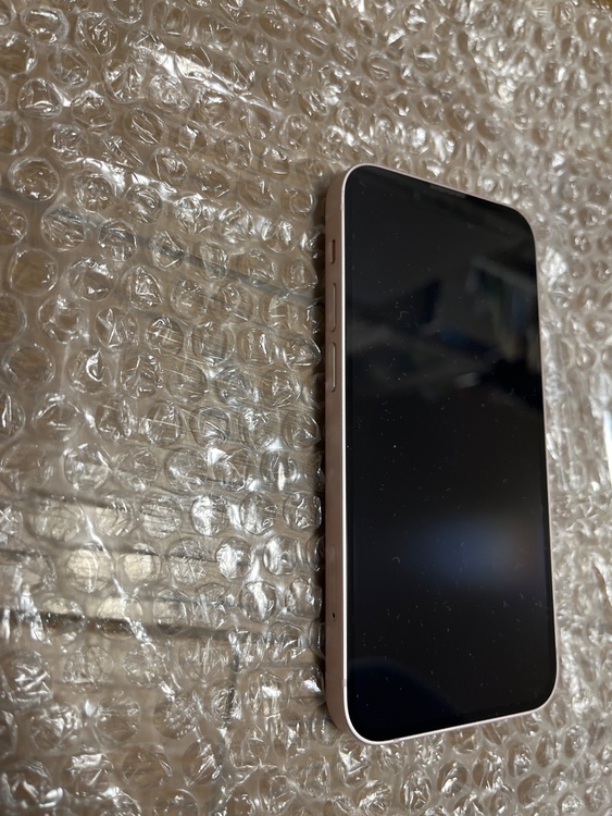 iPhone 13 mini 128GB SIMフリー（スマホ）の商品画像 - 査定依頼日：2026年4月12日 - 最高査定価格：33,000円