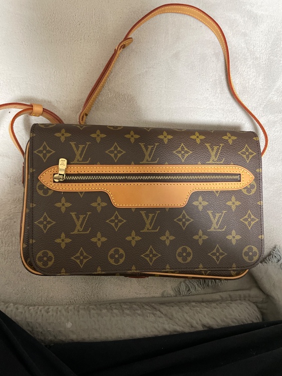 ルイヴィトン（ブランドバッグ）の商品画像 - 査定依頼日：2026年4月10日 - 最高査定価格：65,000円