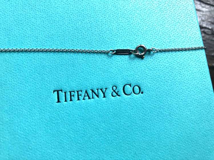 ティファニー　ヴィクトリア　ダイヤモンドxアクアマリン　プラチナ（宝石）の商品画像 - 査定依頼日：2023年4月22日 - 最高査定価格：350,000円