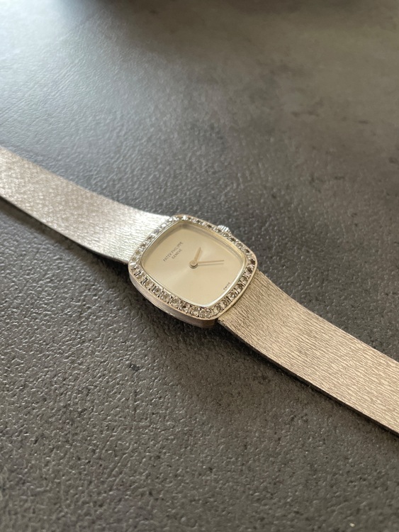 パテックフィリップ その他 （高級時計）の商品画像 - 査定依頼日：2025年8月16日 - 最高査定価格：1,200,000円