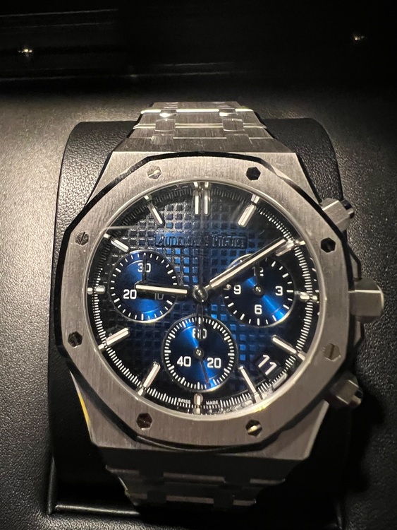 26240BC.00.1320BC.04（高級時計）の商品画像 - 査定依頼日：2025年11月17日 - 最高査定価格：18,000,000円