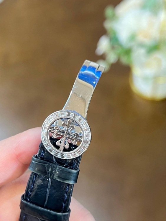 5961P-001（高級時計）の商品画像 - 査定依頼日：2024年10月15日 - 最高査定価格：99,999,999円