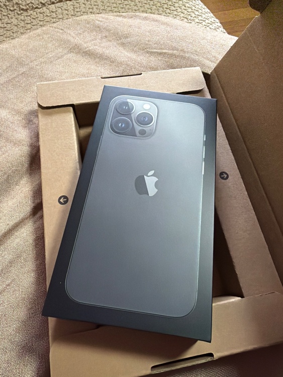 iPhone 15 Pro Max 512GB SIMフリー（スマホ）の商品画像 - 査定依頼日：2026年3月4日 - 最高査定価格：106,000円