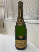 ワイン ワイン(その他) （お酒）の商品画像 - 査定依頼日：2025年5月29日 - 最高査定価格：1,000円