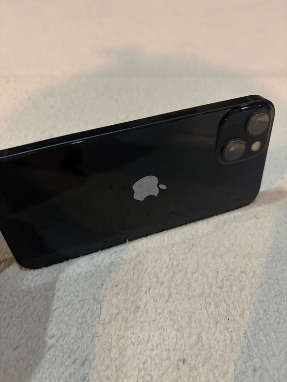 iPhone iPhone 13 256GB Softbank（スマホ）の商品画像 - 査定依頼日：2026年6月10日 - 最高査定価格：37,000円