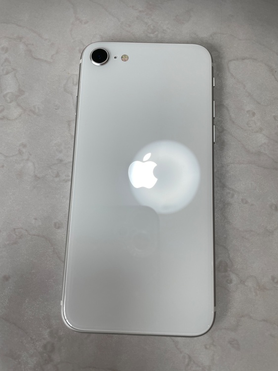 iPhone（スマホ）の商品画像 - 査定依頼日：2026年4月20日 - 最高査定価格：13,000円