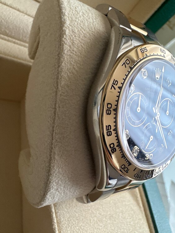 ロレックス デイトナ 116503g（高級時計）の商品画像 - 査定依頼日：2025年1月4日 - 最高査定価格：3,400,000円