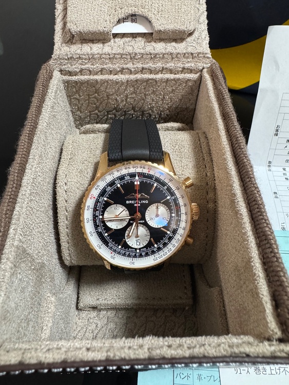 ナビタイマー（高級時計）の商品画像 - 査定依頼日：2026年1月20日 - 最高査定価格：2,000,000円