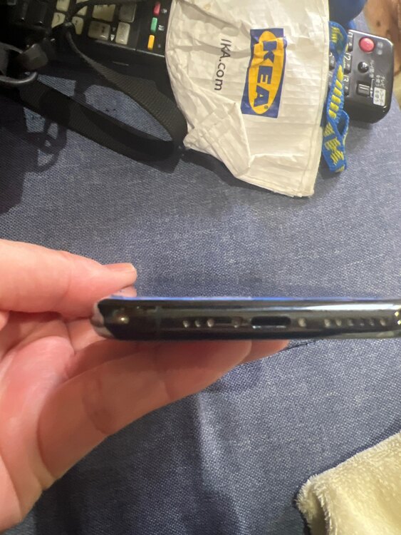 iPhone11 Pro 256GB docomo（スマホ）の商品画像 - 査定依頼日：2025年3月19日 - 最高査定価格：10,000円