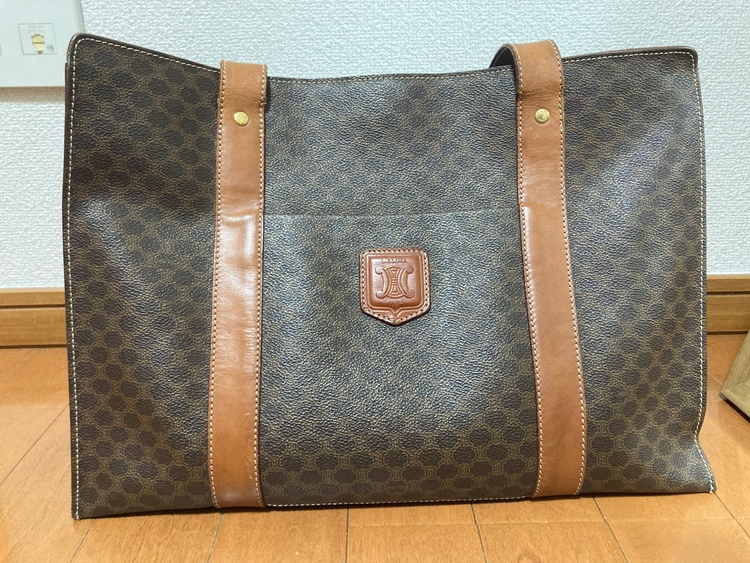 マカダム　肩掛けトート（ブランドバッグ）の商品画像 - 査定依頼日：2026年3月25日 - 最高査定価格：9,000円