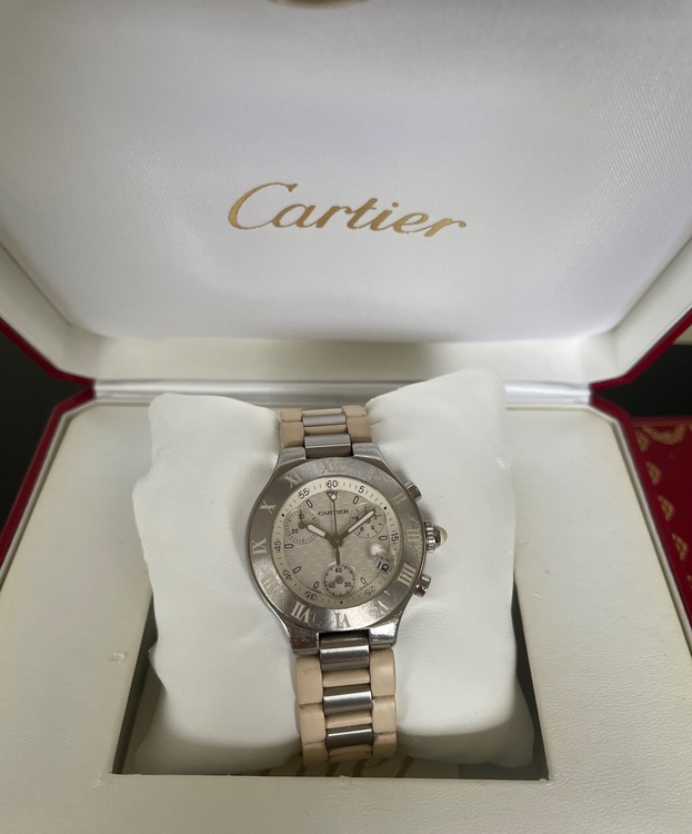 クロノスカフ（高級時計）の商品画像 - 査定依頼日：2025年10月8日 - 最高査定価格：155,000円