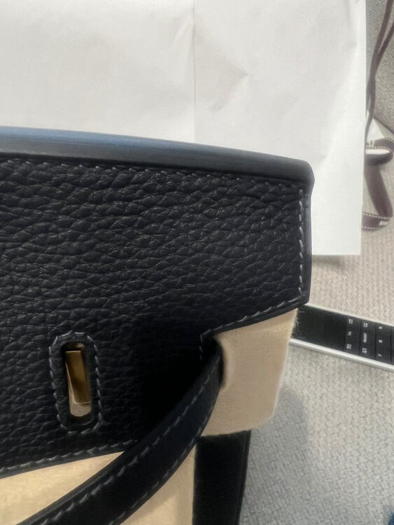 25（ブランドバッグ）の商品画像 - 査定依頼日：2025年1月21日 - 最高査定価格：3,200,000円