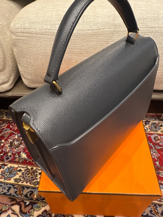 イブサンローランバッグ（ブランドバッグ）の商品画像 - 査定依頼日：2025年12月11日 - 最高査定価格：170,000円