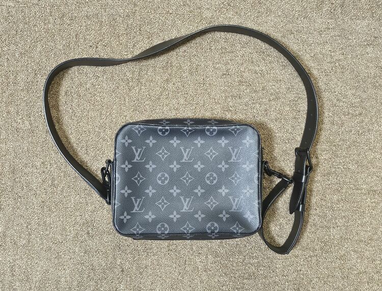 ルイヴィトン モノグラム （ブランドバッグ）の商品画像 - 査定依頼日：2025年9月22日 - 最高査定価格：208,000円