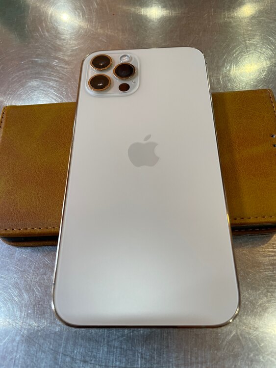 iPhone 12 Pro 256GB Softbank（スマホ）の商品画像 - 査定依頼日：2025年3月14日 - 最高査定価格：36,000円