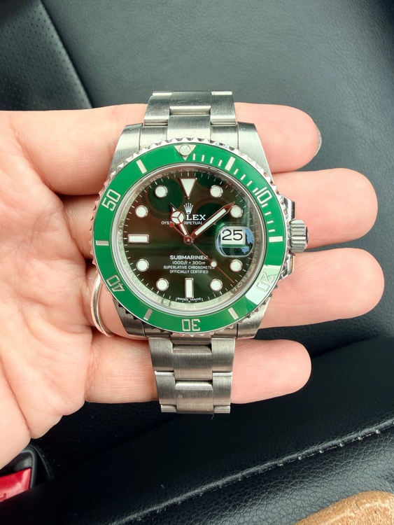 ロレックス サブマリーナー （高級時計）の商品画像 - 査定依頼日：2025年12月25日 - 最高査定価格：2,950,000円