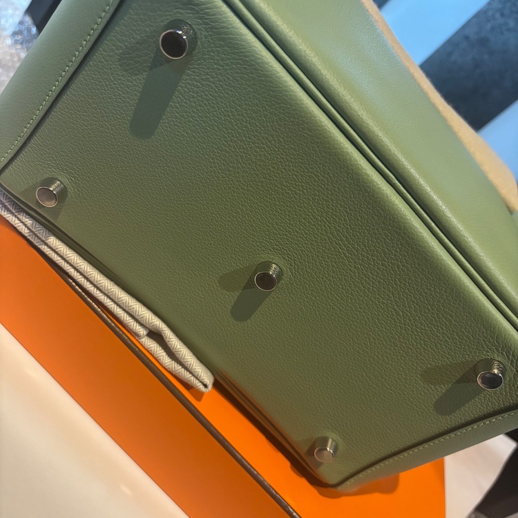 リンディ26（ブランドバッグ）の商品画像 - 査定依頼日：2025年10月23日 - 最高査定価格：900,000円