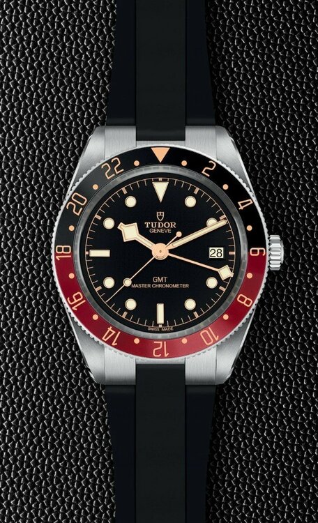 ブラックベイ 58 GMT（高級時計）の商品画像 - 査定依頼日：2025年12月15日 - 最高査定価格：500,000円