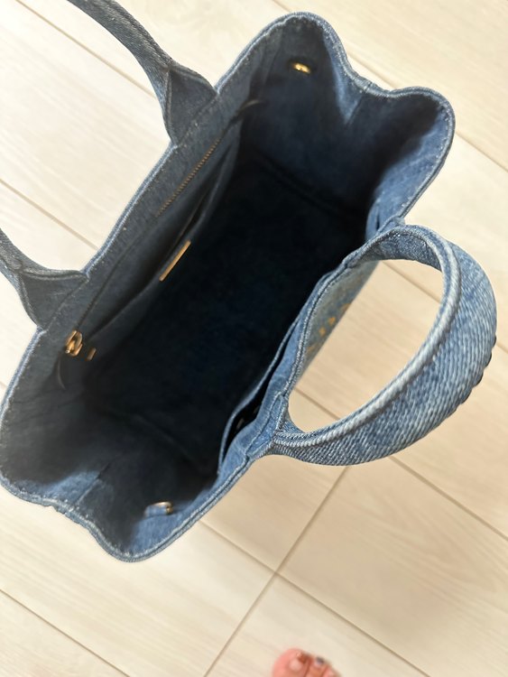 PRADA カナパ デニム トートバッグ（ブランドバッグ）の商品画像 - 査定依頼日：2023年9月22日 - 最高査定価格：42,000円