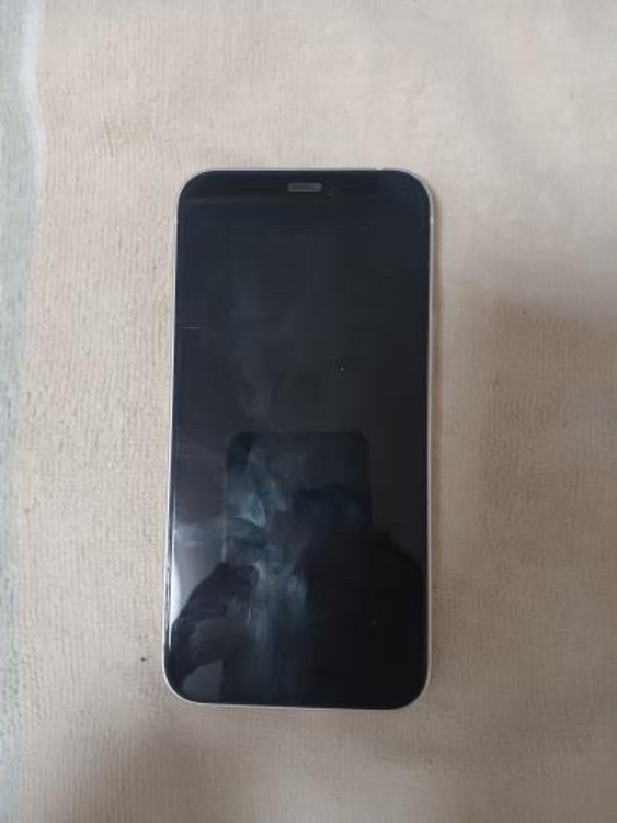 iPhone 12 mini 128GB docomo（スマホ）の商品画像 - 査定依頼日：2025年9月22日 - 最高査定価格：18,000円