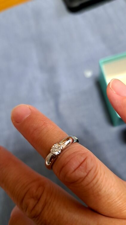 ティファニー婚約指輪（宝石）の商品画像 - 査定依頼日：2025年10月11日 - 最高査定価格：100,000円