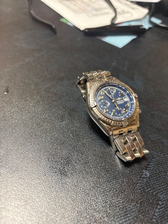 ブライトリング クロノマット （高級時計）の商品画像 - 査定依頼日：2025年7月29日 - 最高査定価格：240,000円