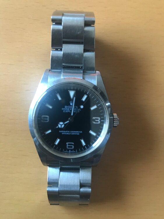 ロレックス エクスプローラー 11427（高級時計）の商品画像 - 査定依頼日：2025年2月16日 - 最高査定価格：850,000円