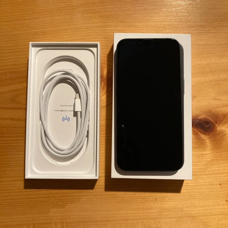 iPhone 17e 256GB Softbank（スマホ）の商品画像 - 査定依頼日：2026年5月9日 - 最高査定価格：70,000円