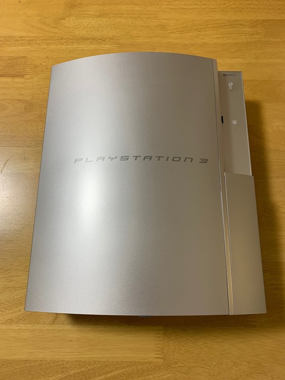 PlayStation 3本体（ゲーム機本体・ゲームソフト）の商品画像 - 査定依頼日：2022年9月20日 - 最高査定価格：1,800円
