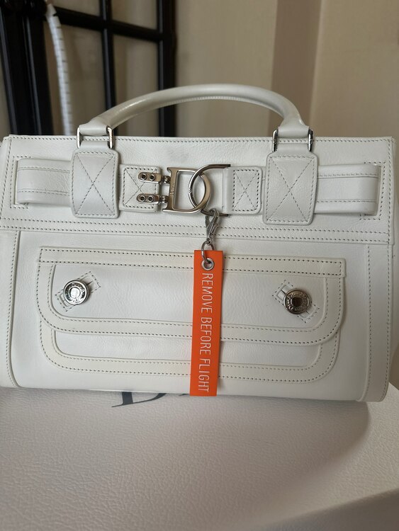 バッグ（ブランドバッグ）の商品画像 - 査定依頼日：2025年2月5日 - 最高査定価格：60,000円