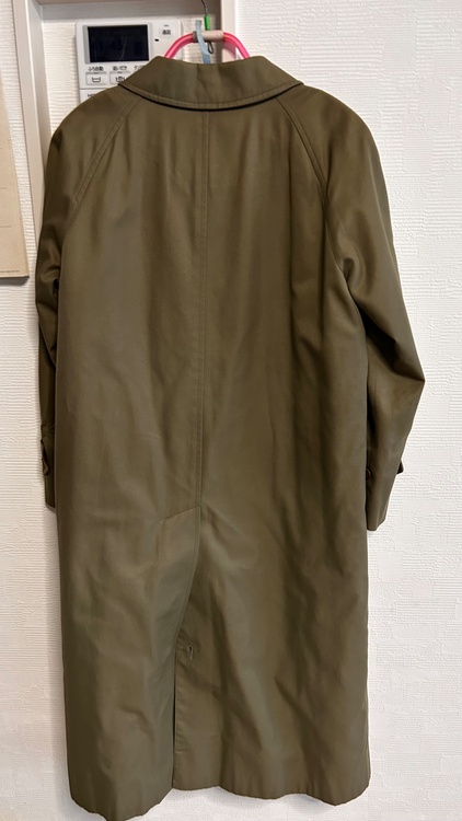 バーバリー　コート　FD080-940-78（古着・ファッション）の商品画像 - 査定依頼日：2026年1月9日 - 最高査定価格：5,000円