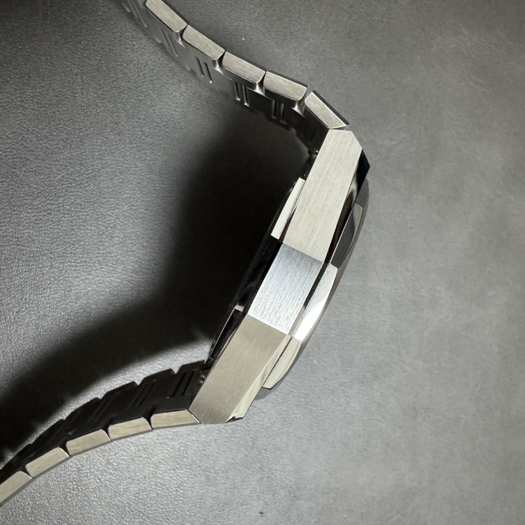 デファイ　スカイライン（高級時計）の商品画像 - 査定依頼日：2026年2月6日 - 最高査定価格：970,000円