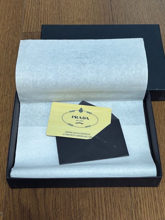 6穴システム手帳（ブランド財布・小物）の商品画像 - 査定依頼日：2025年11月24日 - 最高査定価格：10,000円