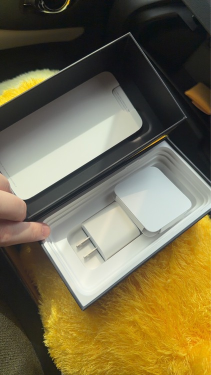 iPhone11 Pro Max 256GB Softbank（スマホ）の商品画像 - 査定依頼日：2026年3月8日 - 最高査定価格：27,000円