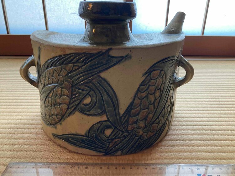 金城次郎作　魚紋抱瓶（美術品・骨董品）の商品画像 - 査定依頼日：2026年5月30日 - 最高査定価格：11,000円
