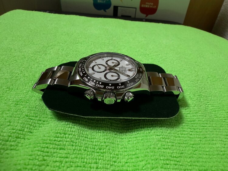 ロレックス デイトナ 126500L（高級時計）の商品画像 - 査定依頼日：2025年1月28日 - 最高査定価格：4,800,000円