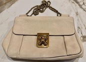 Chloé クロエ エルシー チェーンショルダーバッグ ピンクベージュ（ブランドバッグ）の商品画像 - 査定依頼日：2026年8月12日 - 最高査定価格：25,000円