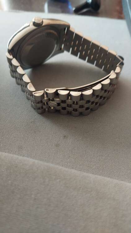 ロレックス デイトジャスト （高級時計）の商品画像 - 査定依頼日：2025年3月9日 - 最高査定価格：1,750,000円