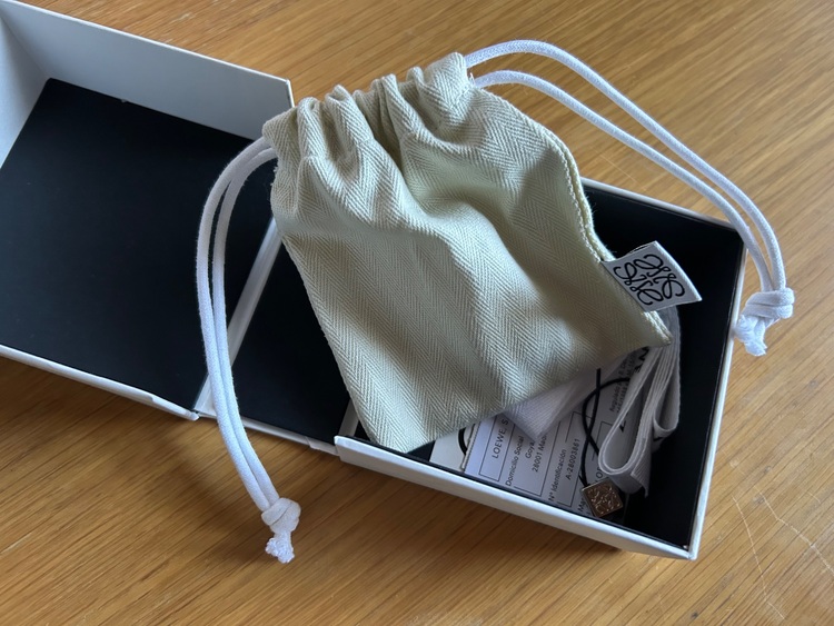 セリーヌ  （ブランドバッグ）の商品画像 - 査定依頼日：2025年10月19日 - 最高査定価格：25,000円