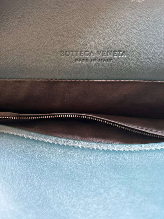 ボッテガ・ヴェネタ  （ブランドバッグ）の商品画像 - 査定依頼日：2025年3月23日 - 最高査定価格：200,000円