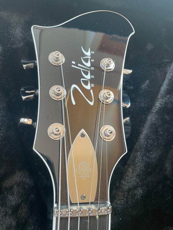 Zodiac WORKS SH-HOTEI Black 35th Anniver（ピアノ・楽器・PA機材）の商品画像 - 査定依頼日：2026年4月15日 - 最高査定価格：450,000円