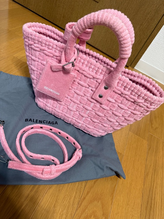 バレンシアガ  （ブランドバッグ）の商品画像 - 査定依頼日：2025年10月19日 - 最高査定価格：40,000円