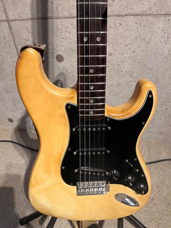 フェンダーストラットキャスター　USA製　（ピアノ・楽器・PA機材）の商品画像 - 査定依頼日：2026年4月24日 - 最高査定価格：200,000円