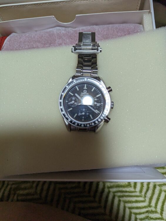 オメガ スピードマスター 915391（高級時計）の商品画像 - 査定依頼日：2025年10月6日 - 最高査定価格：4,500,000円