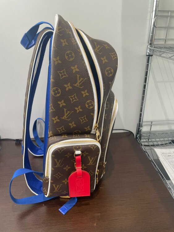 ルイヴィトン モノグラム （ブランドバッグ）の商品画像 - 査定依頼日：2026年3月1日 - 最高査定価格：300,000円