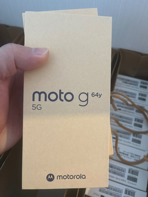 moto g64y ymobile、Nubia s 64g（スマホ）の商品画像 - 査定依頼日：2025年3月31日 - 最高査定価格：5,000円